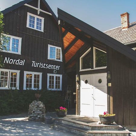 Nordal Turistsenter Hotel Лом Екстериор снимка